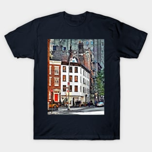 Manhattan NY - Waverly Place Greenwich Village T-Shirt